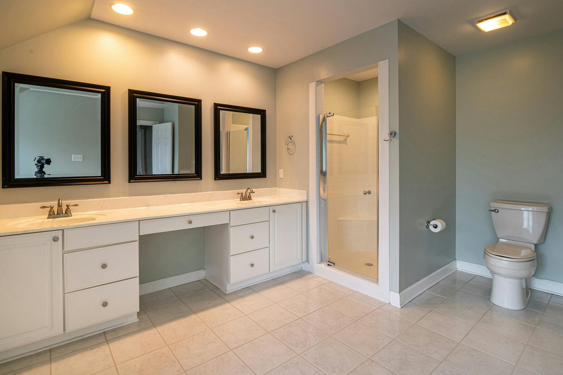 Cabinets that Fit Your Life - Custom Storage Solutions for Every Need