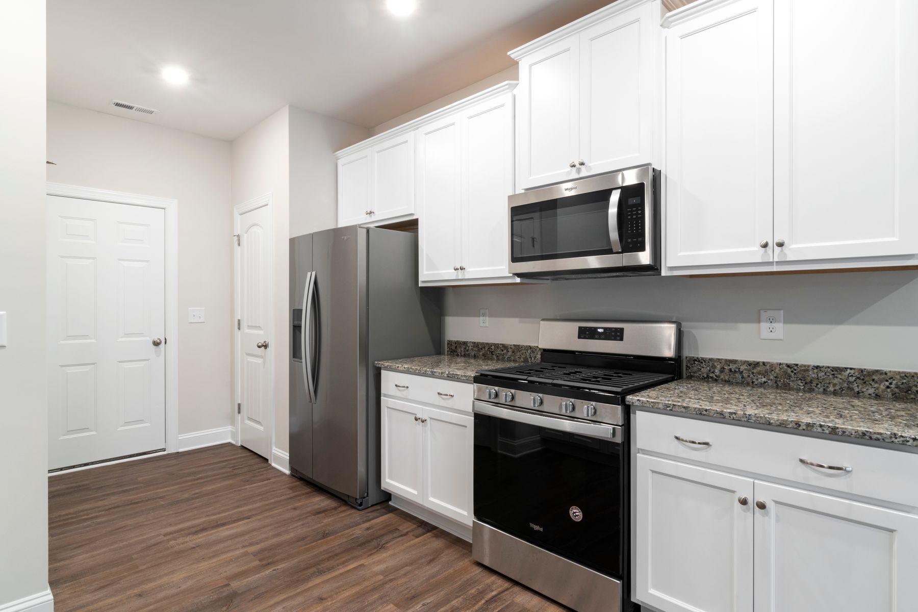 Custom Cabinet Ideas for Modern Homes in Abbotsford and Chilliwack